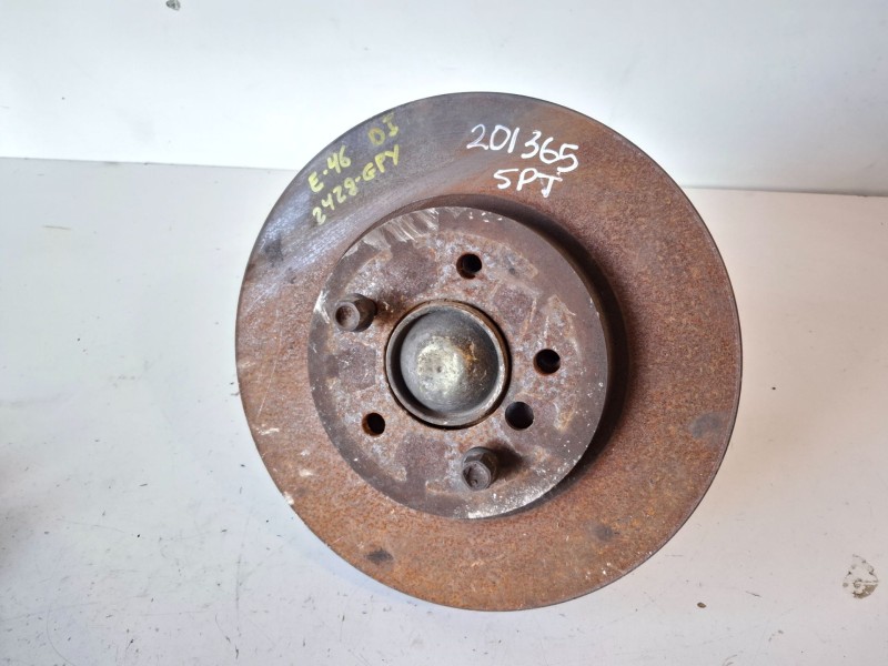 Recambio de mangueta delantera derecha para bmw serie 3 berlina (e46) 306d1 referencia OEM IAM   