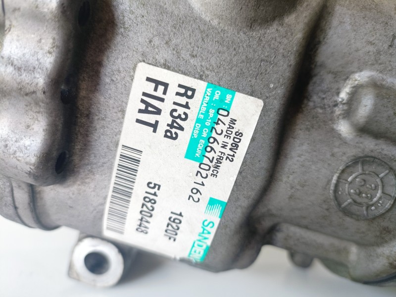 Recambio de compresor aire acondicionado para lancia delta (181) 198a2000 referencia OEM IAM 51820448  