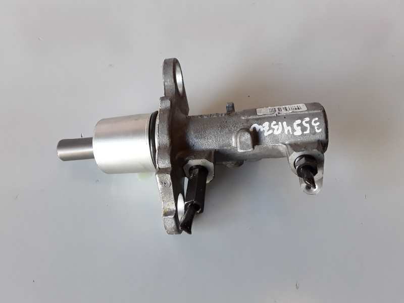 Recambio de bomba freno para volkswagen passat variant (3b6) avb referencia OEM IAM   