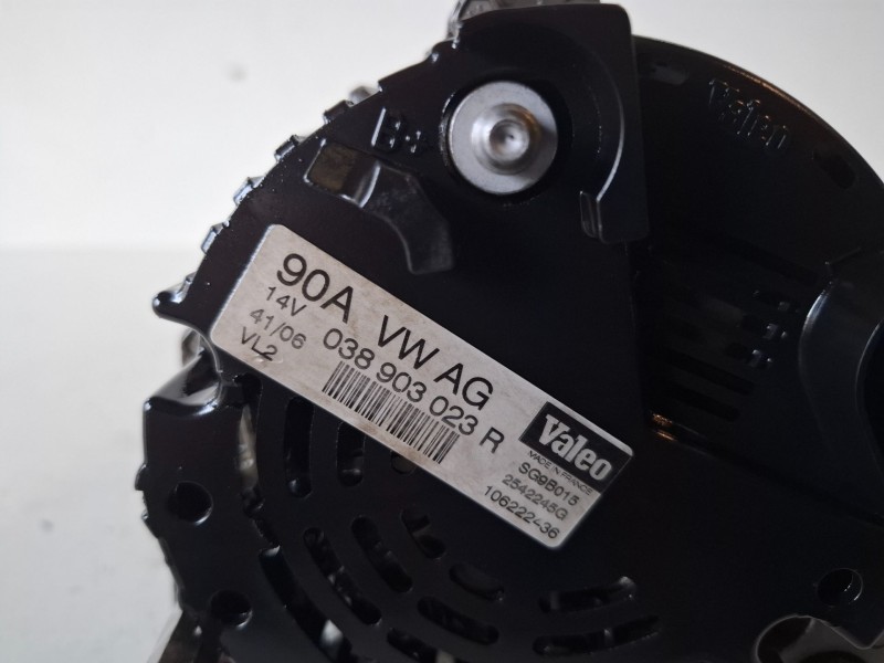 Recambio de alternador para skoda fabia (6y2/6y3) axr referencia OEM IAM 038903023R  