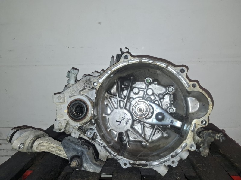Recambio de caja cambios para hyundai i20 (pb) d4fc referencia OEM IAM   