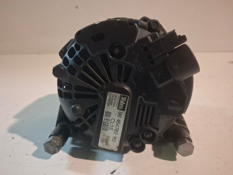 Recambio de alternador para citroen c3 8hy referencia OEM IAM 9646476280  
