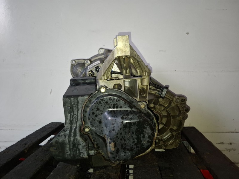 Recambio de caja cambios para volvo c30 b4164s3 referencia OEM IAM 3M5R7002NF  