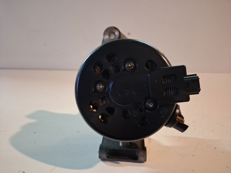 Recambio de alternador para volvo c30 b4164s3 referencia OEM IAM 1042104022  