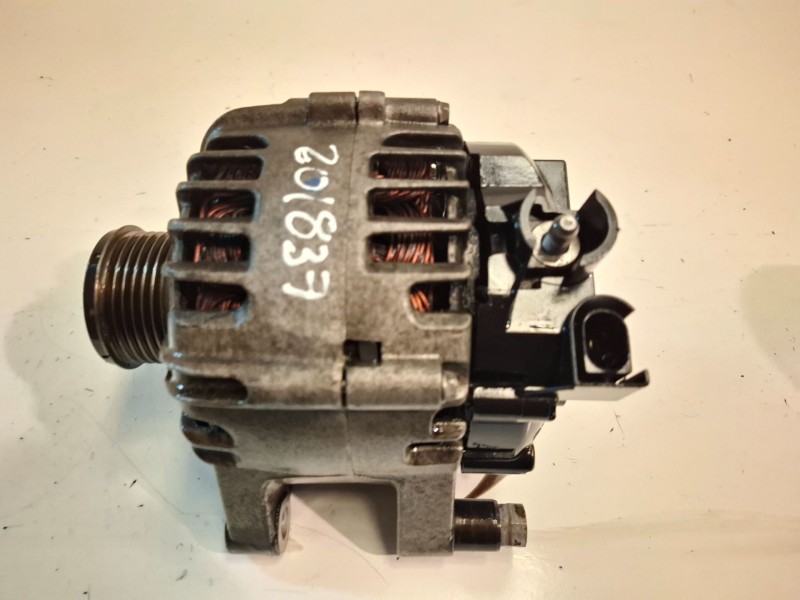Recambio de alternador para ford fiesta (cb1) f6jd referencia OEM IAM 8V2110300AB  