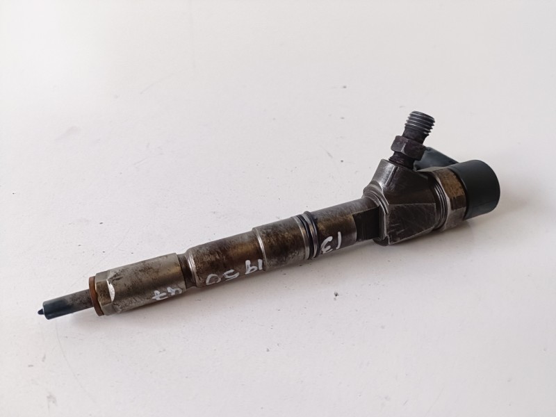 Recambio de inyector para opel insignia berlina a20dth referencia OEM IAM 0445110327  