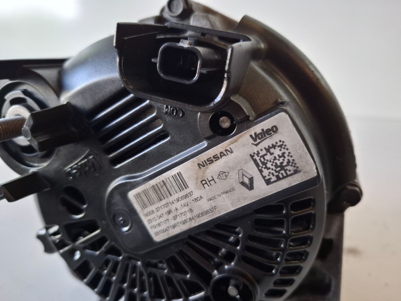Recambio de alternador para dacia dokker referencia OEM IAM 231004719RA  