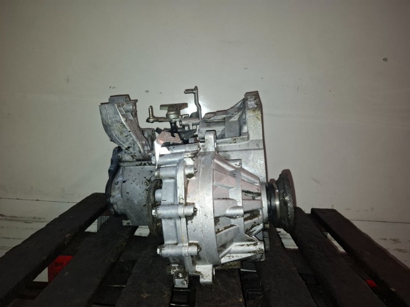 Recambio de caja cambios para volkswagen golf v (1k1)(10.2003) bxe referencia OEM IAM JCR  
