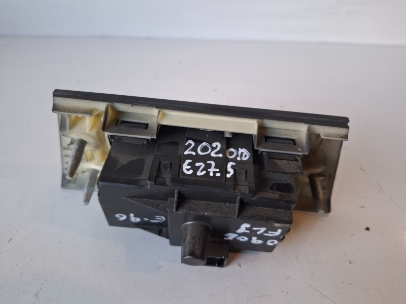 Recambio de mando luces para bmw serie 3 berlina (e90) 204d4 referencia OEM IAM 6932794  