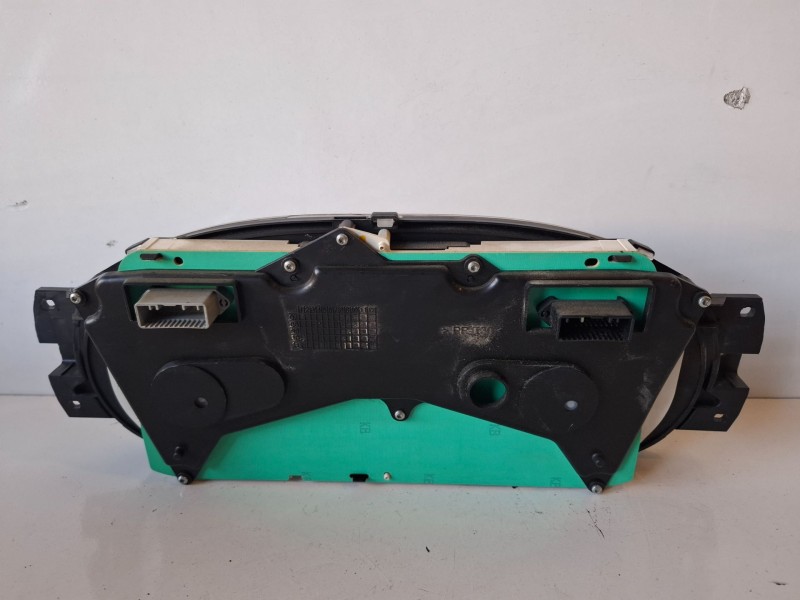 Recambio de cuadro instrumentos para dacia sandero k9k796 referencia OEM IAM 8200733629G  