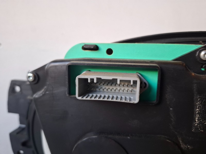 Recambio de cuadro instrumentos para dacia sandero k9k796 referencia OEM IAM 8200733629G  