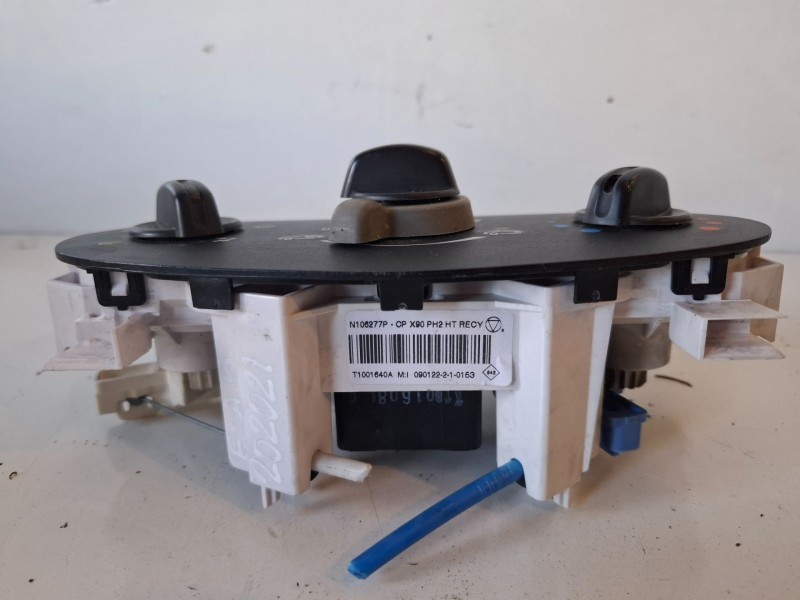 Recambio de mando calefaccion / aire acondicionado para dacia sandero k9k796 referencia OEM IAM N106277P  