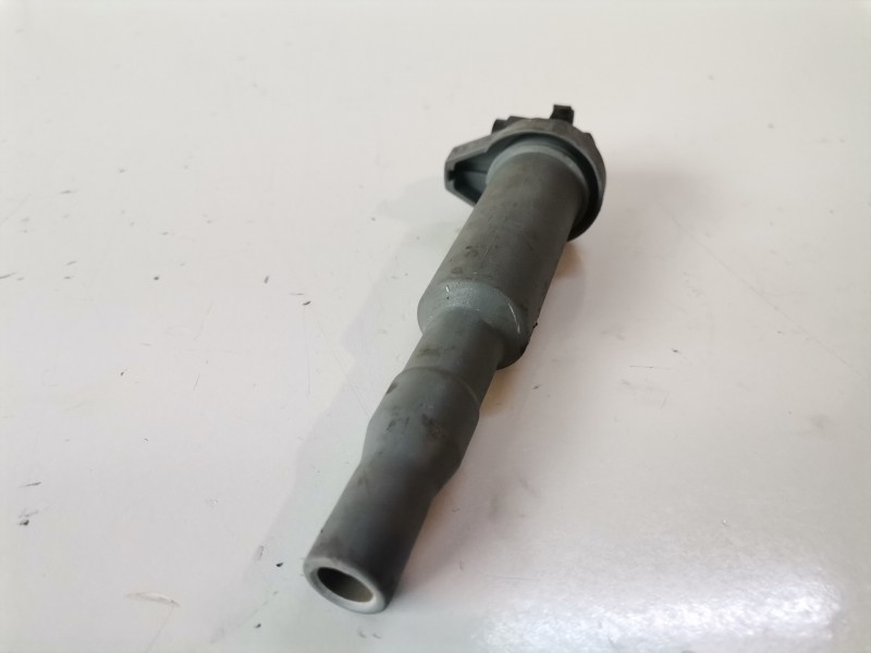 Recambio de bobina encendido para bmw serie 3 compacto (e46) n42b18a referencia OEM IAM 0221504471/758262701  