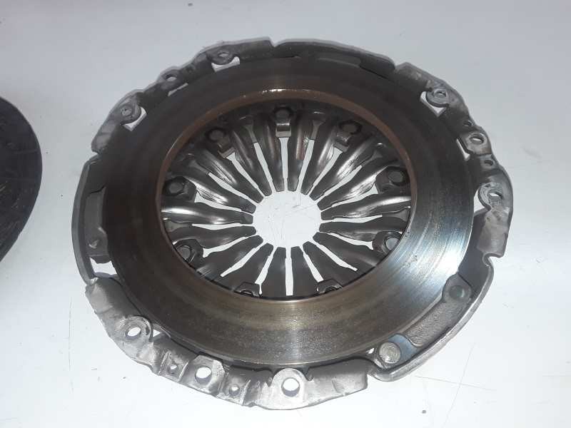 Recambio de kit embrague para renault master ii fase 2 camión/chasis zd3a202 referencia OEM IAM 8200900113/8200828447  