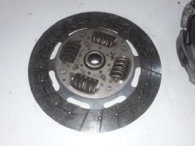 Recambio de kit embrague para renault master ii fase 2 camión/chasis zd3a202 referencia OEM IAM 8200900113/8200828447  