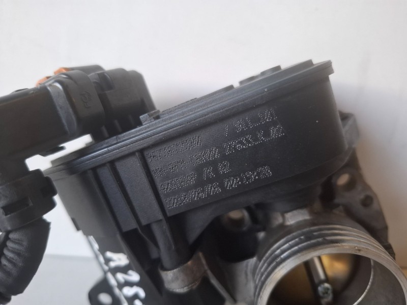 Recambio de caja mariposa para peugeot 208 hm05 referencia OEM IAM 9673622380  