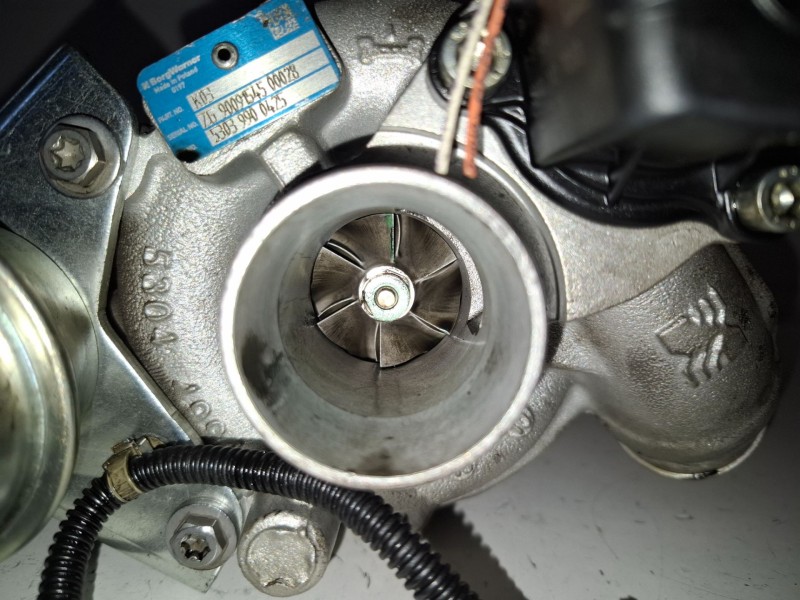 Recambio de turbocompresor para peugeot 508 5fv / 5f02 referencia OEM IAM 53039900425  