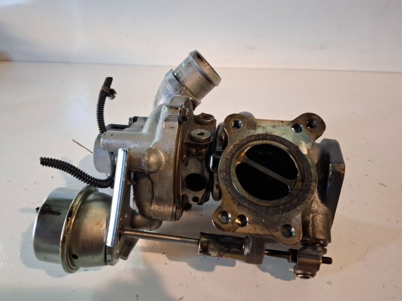 Recambio de turbocompresor para peugeot 508 5fv / 5f02 referencia OEM IAM 53039900425  