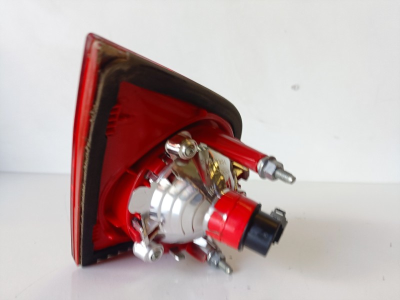 Recambio de piloto trasero derecho para volkswagen passat variant (3c5) bkp referencia OEM IAM 3C5945094E  