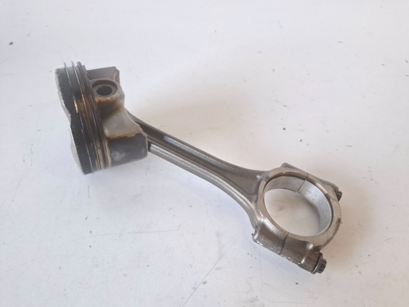 Recambio de piston para peugeot 208 hm05 referencia OEM IAM   