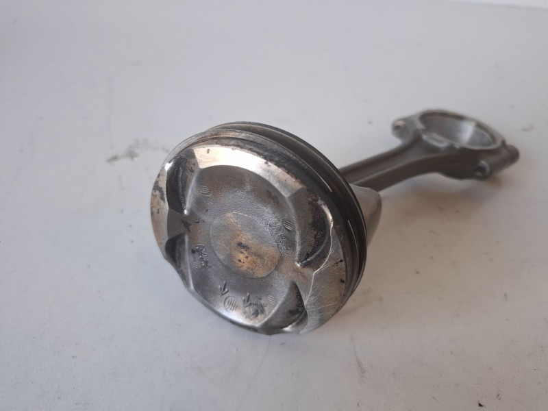 Recambio de piston para peugeot 208 hm05 referencia OEM IAM   