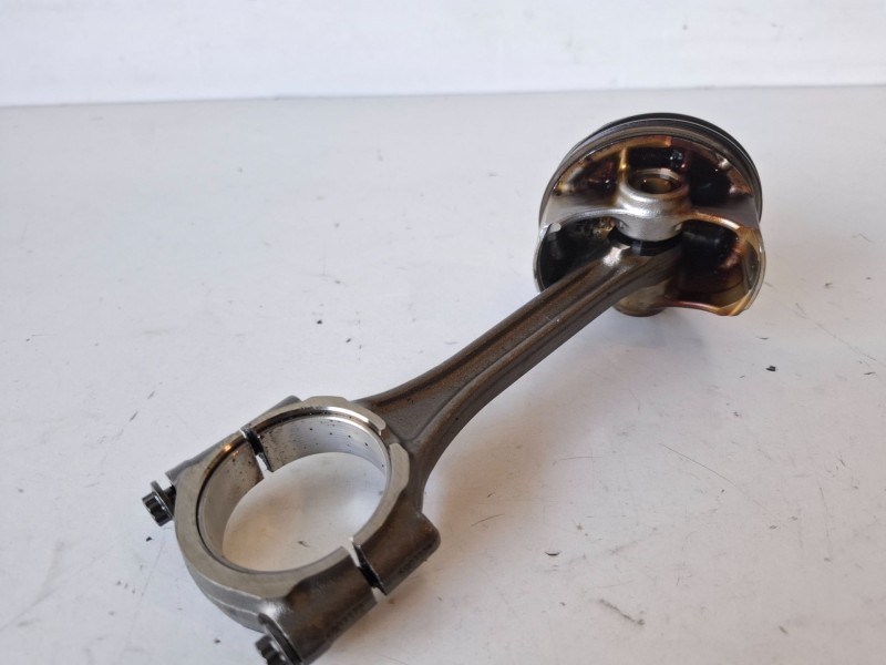 Recambio de piston para peugeot 208 hm05 referencia OEM IAM   