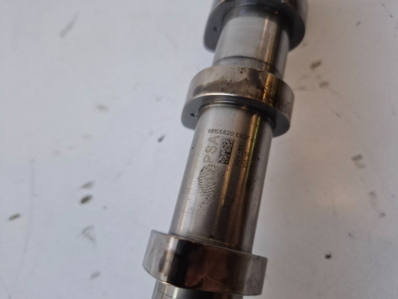 Recambio de arbol de levas para peugeot 208 hm05 referencia OEM IAM 98155820  