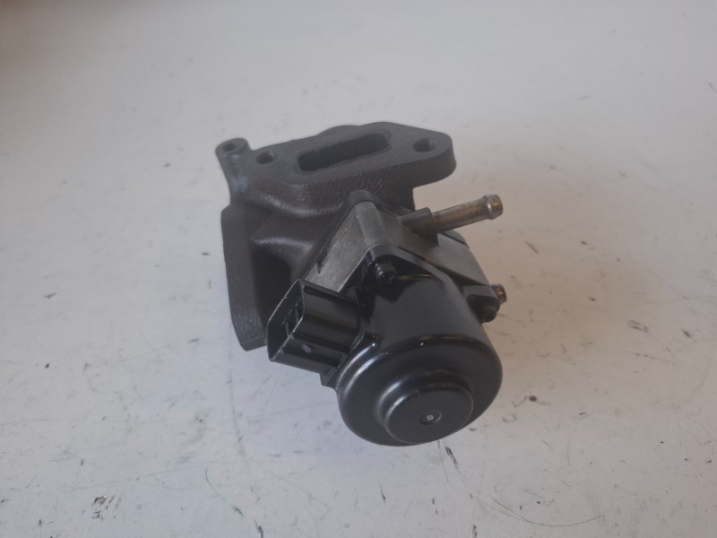 Recambio de valvula egr para nissan terrano ii (r20) zd30 referencia OEM IAM   