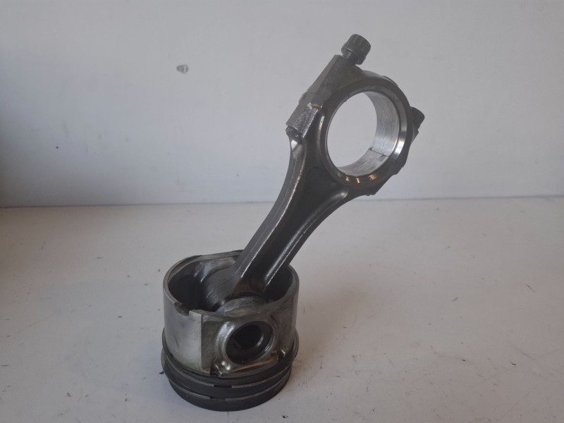 Recambio de piston para nissan terrano ii (r20) zd30 referencia OEM IAM   