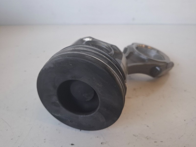 Recambio de piston para nissan terrano ii (r20) zd30 referencia OEM IAM   