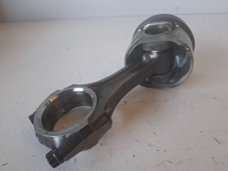 Recambio de piston para nissan terrano ii (r20) zd30 referencia OEM IAM   