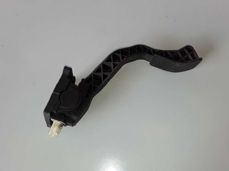 Recambio de potenciometro pedal para citroen c3 kfv referencia OEM IAM F00C3E2429  