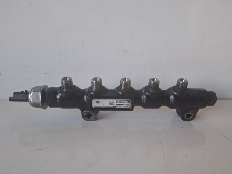 Recambio de rampa inyectora para citroen c3 8hy referencia OEM IAM 9653073880  