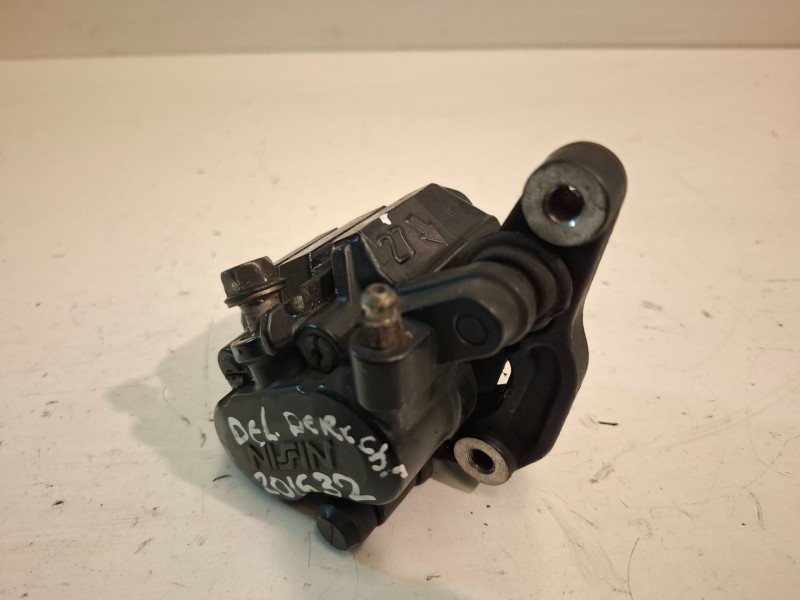 Recambio de pinza de freno delantera derecha para honda cbr 600 f / cbr 600 rr pc19e referencia OEM IAM   