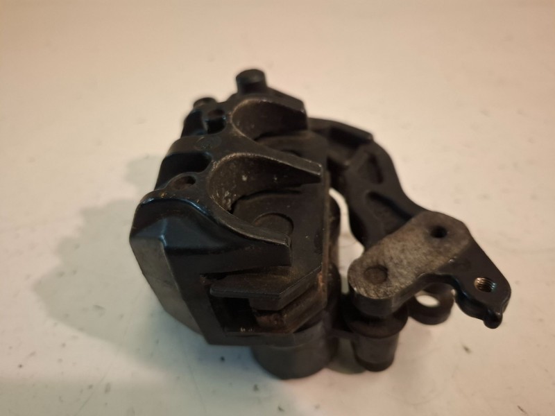 Recambio de pinza de freno delantera izquierda para honda cbr 600 f / cbr 600 rr pc19e referencia OEM IAM   