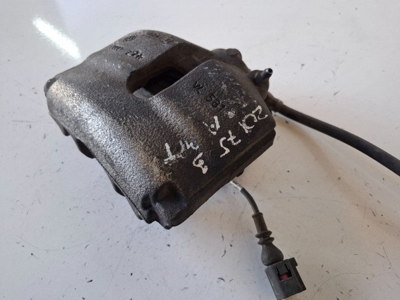 Recambio de pinza de freno delantera derecha para volkswagen golf vi (5k1)(10.2008) cba referencia OEM IAM   