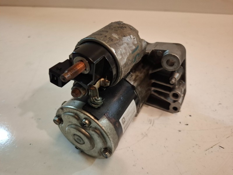 Recambio de motor arranque para peugeot 308 sw 5fw referencia OEM IAM   