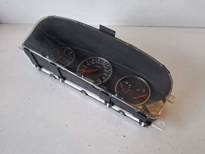 Recambio de cuadro instrumentos para nissan x-trail (t30) yd22 referencia OEM IAM   