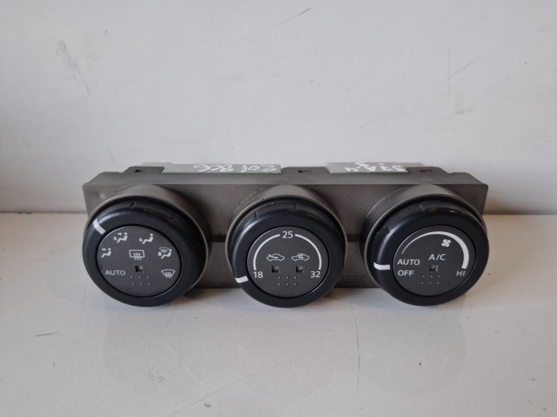 Recambio de mando calefaccion / aire acondicionado para nissan x-trail (t30) yd22 referencia OEM IAM 27500EQ410  