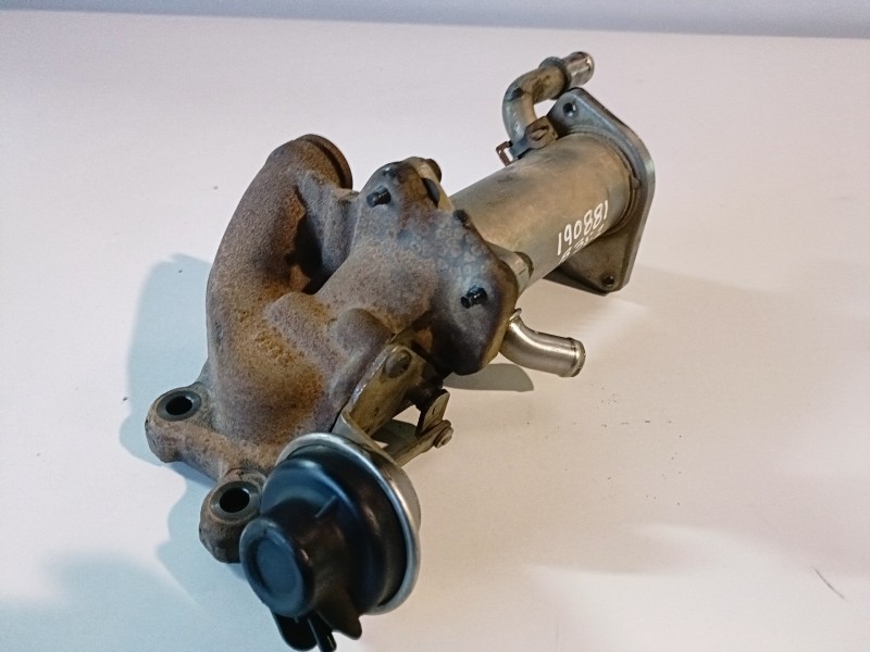 Recambio de enfriador egr para dacia duster i k9k892 referencia OEM IAM 147356133R  