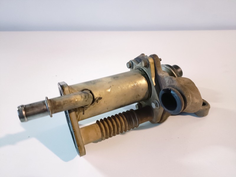 Recambio de enfriador egr para dacia duster i k9k892 referencia OEM IAM 147356133R  