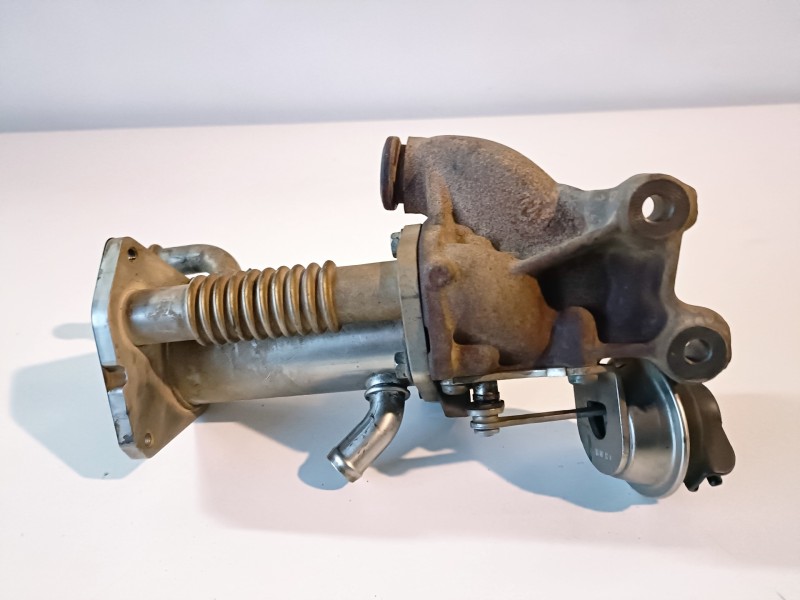 Recambio de enfriador egr para dacia duster i k9k892 referencia OEM IAM 147356133R  