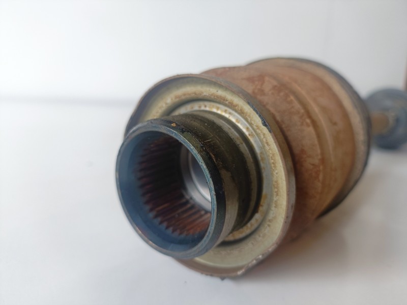 Recambio de transmision delantera izquierda para mitsubishi montero pinin io (h60/h70) 4g93 referencia OEM IAM   