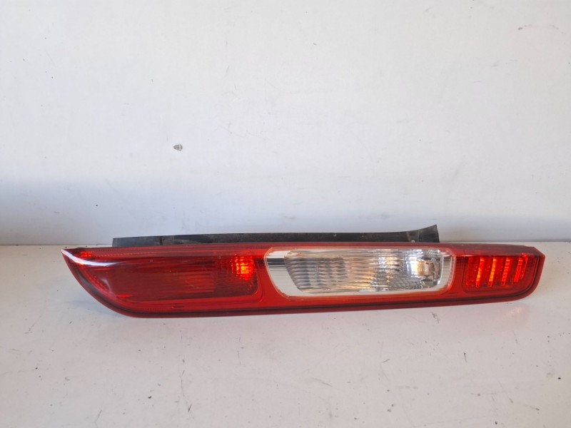 Recambio de piloto trasero derecho para ford focus berlina (cap) g8da referencia OEM IAM   