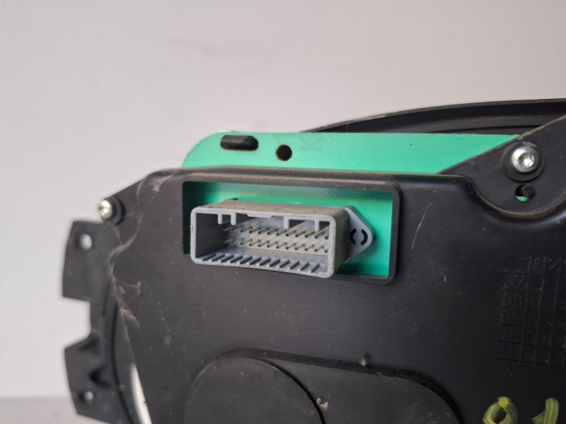 Recambio de cuadro instrumentos para dacia sandero k9k796 referencia OEM IAM   