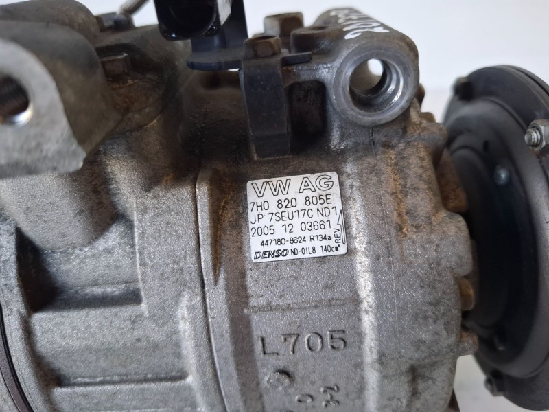 Recambio de compresor aire acondicionado para volkswagen t5 transporter furgón/combi (7h) axd referencia OEM IAM 7H0820805E  