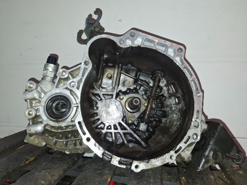 Recambio de caja cambios para hyundai coupe (gk) g4gc referencia OEM IAM   