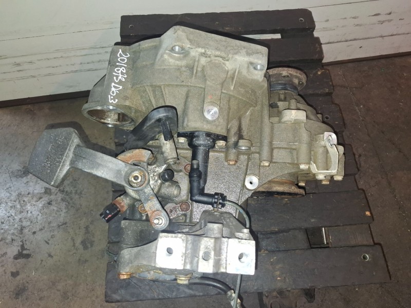 Recambio de caja cambios para seat leon (1p1) bxe referencia OEM IAM JCR  