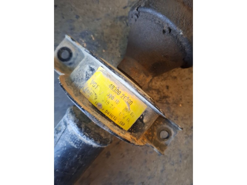 Recambio de transmision central para hyundai tucson (jm) d4ea referencia OEM IAM 493002E300  