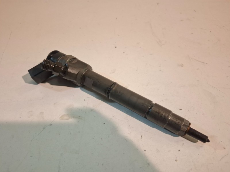Recambio de inyector para mercedes-benz clase a (bm 169) 640940 referencia OEM IAM 0445110167  